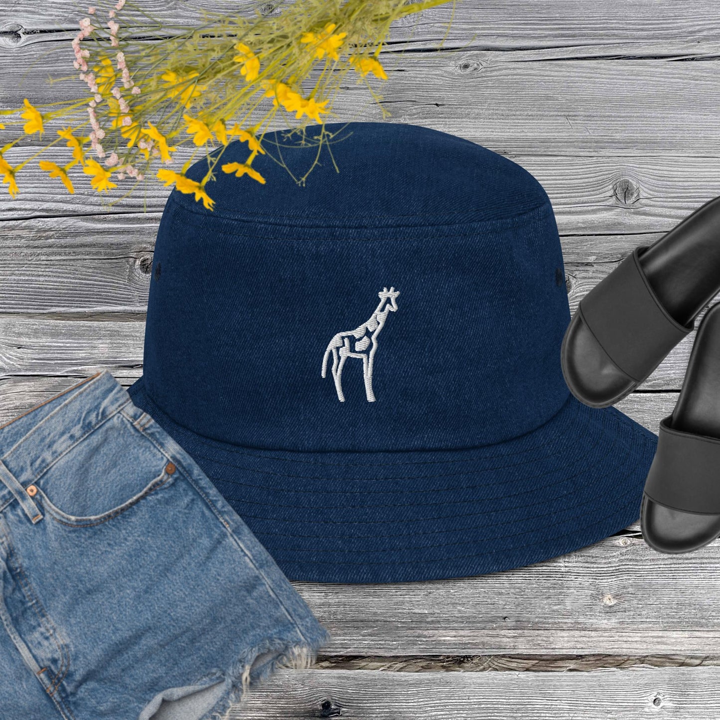 Denim bucket hat giraffe