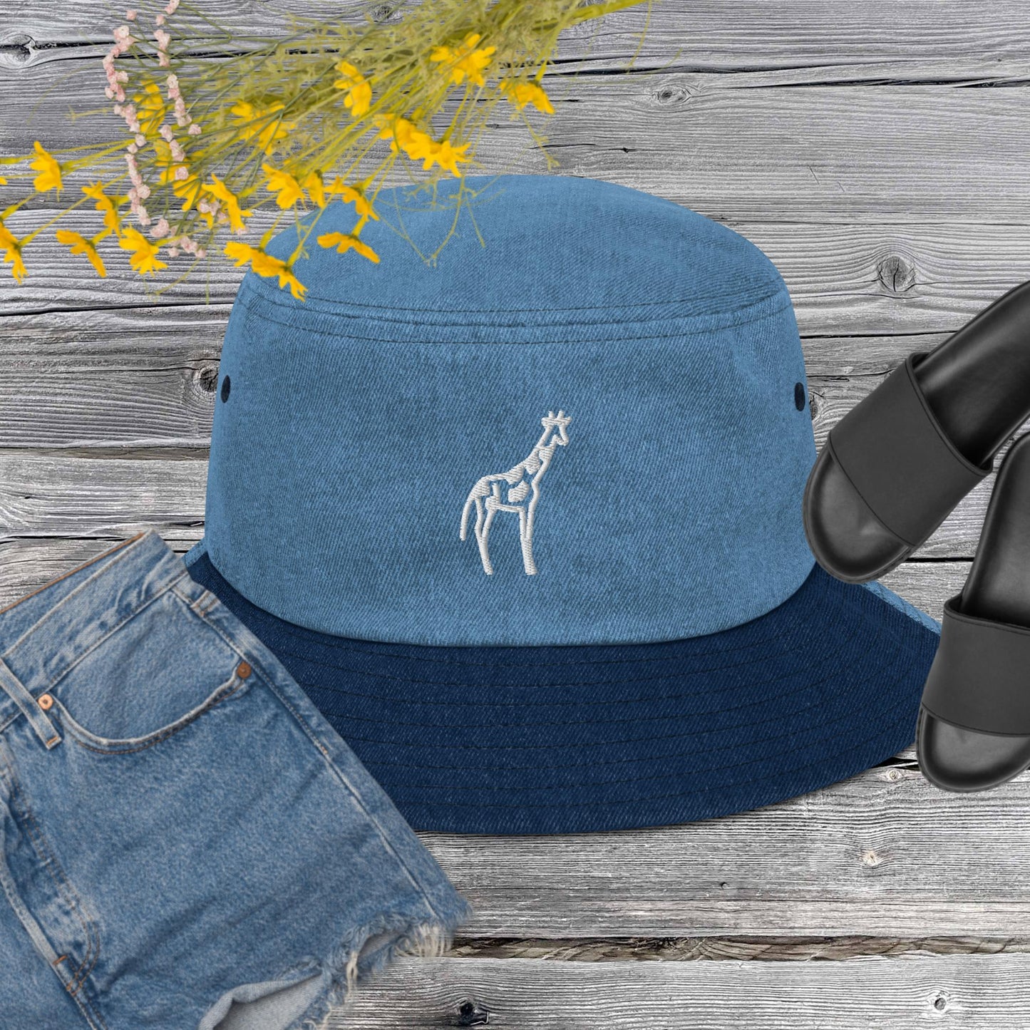 Denim bucket hat giraffe